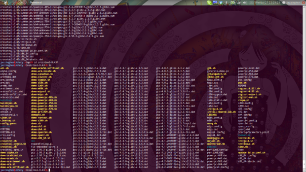 Uno screenshot del mio PC con un terminale aperto nella cartella di crosstool...